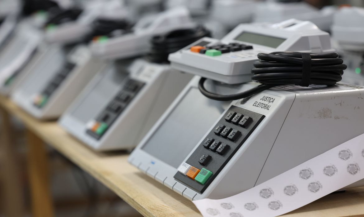 TSE prioriza combate à IA irregular em 2026
