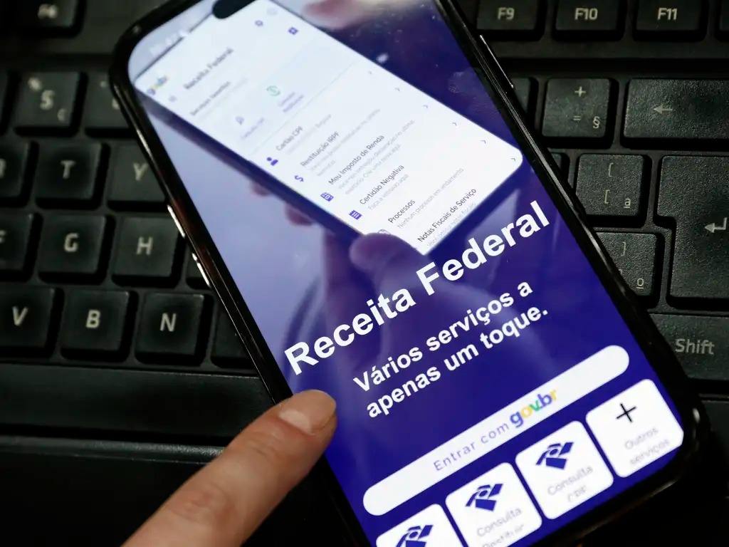 Restituição do IR impacta economia e dívidas no Brasil