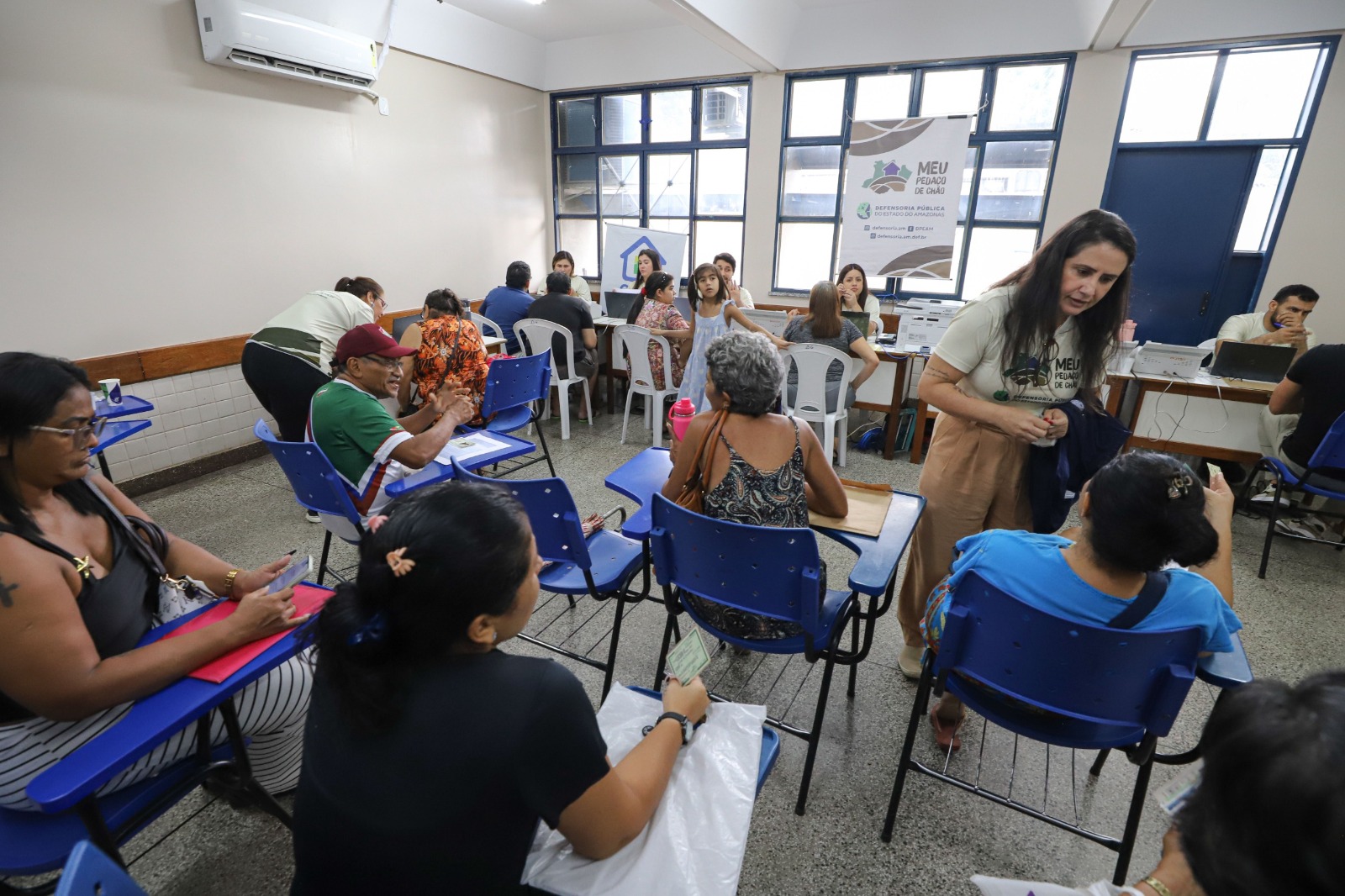 Manaus amplia entrega de títulos definitivos
