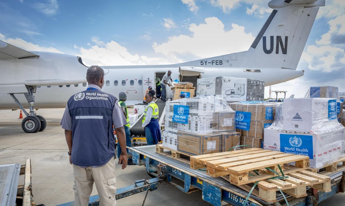 Ebola desafia sistema internacional de saúde