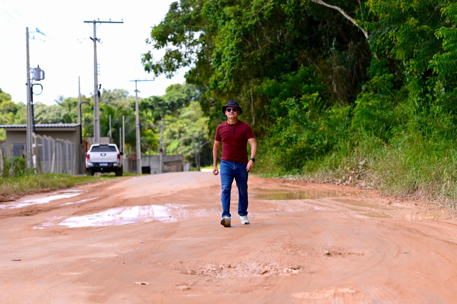 David Almeida usa obras executadas em ramais como referência para proposta estadual