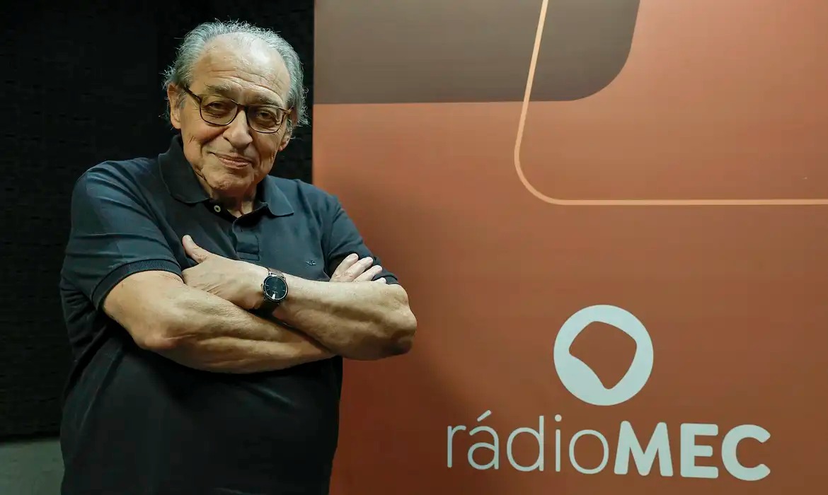 Nova série amplia acervo cultural da Rádio MEC
