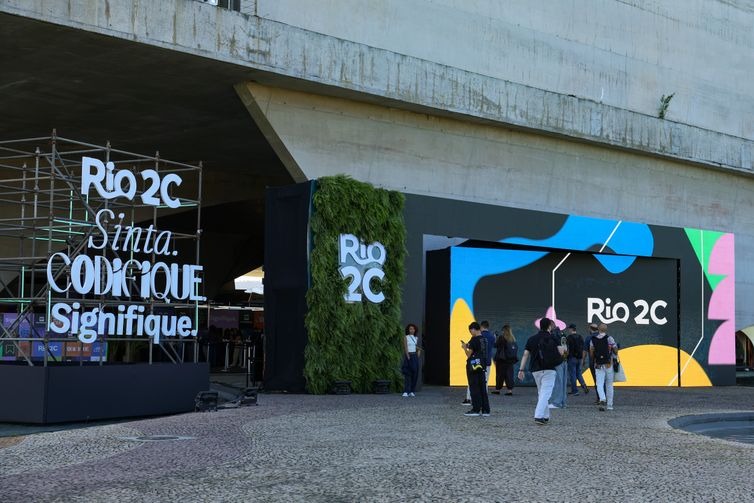 Inovação e inteligência artificial dominam debates do Rio2C