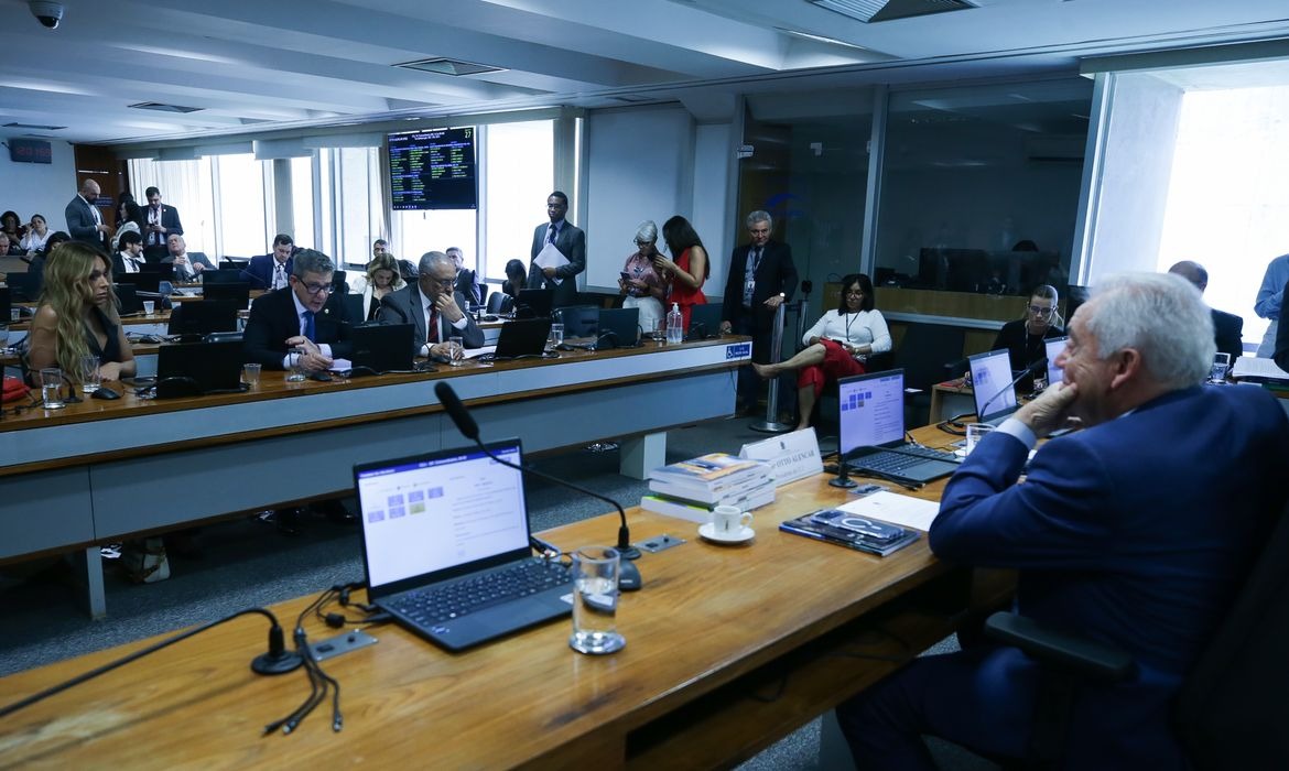Alterações podem levar PEC de volta à Câmara