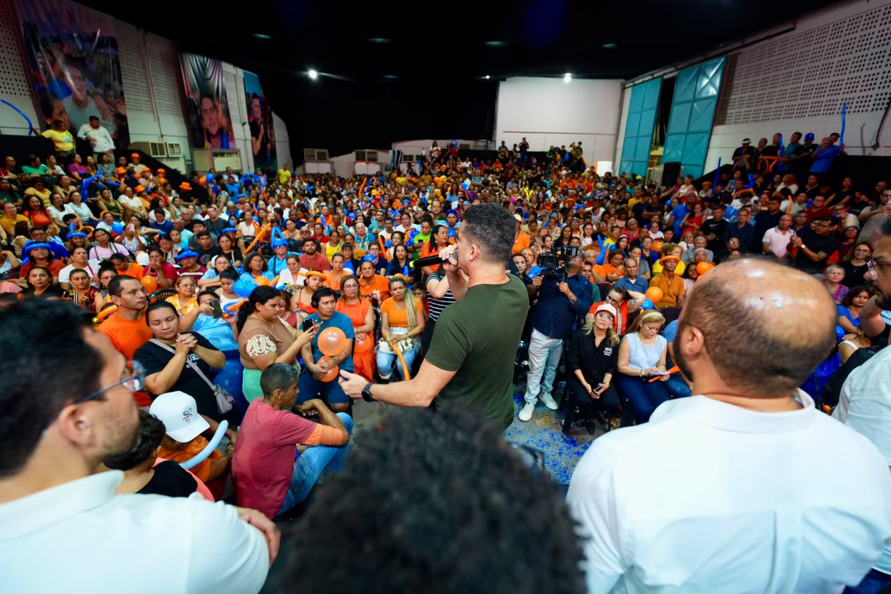 Propostas ganham destaque em evento político com grande público