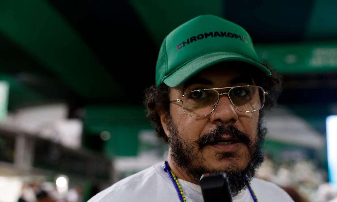 Marcelo D2 brilha com prêmio máximo da Alerj