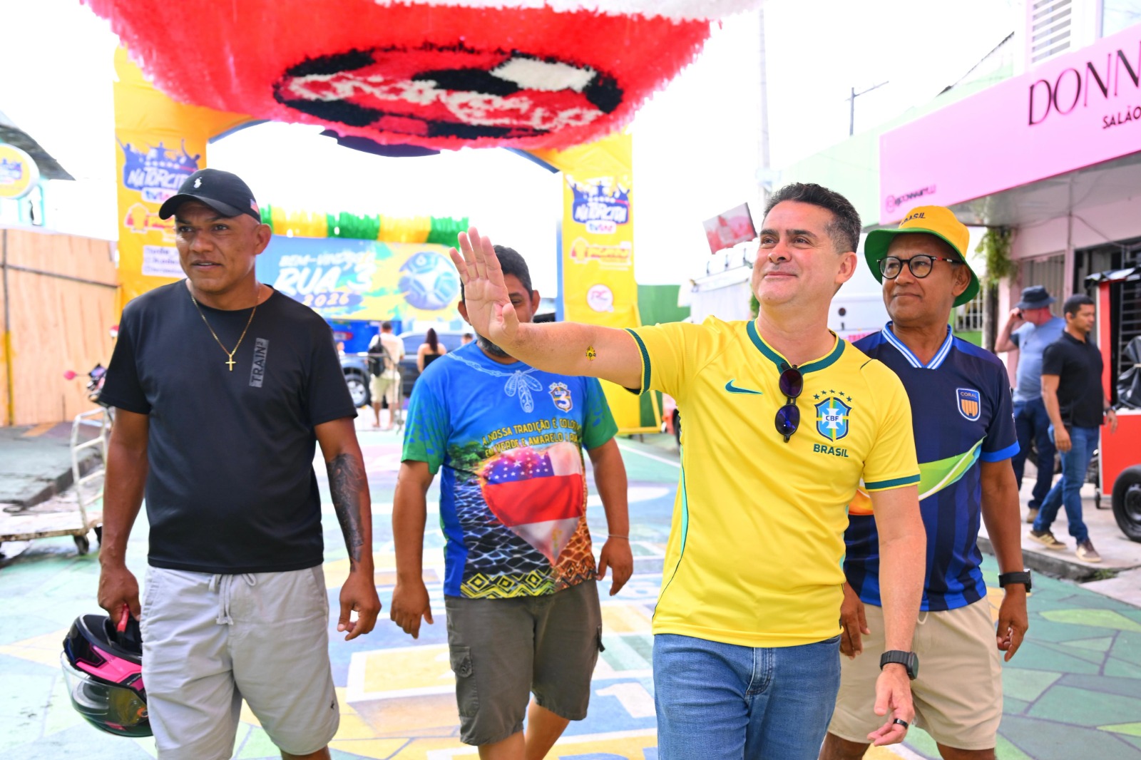 Ruas da Copa impulsionam comércio local