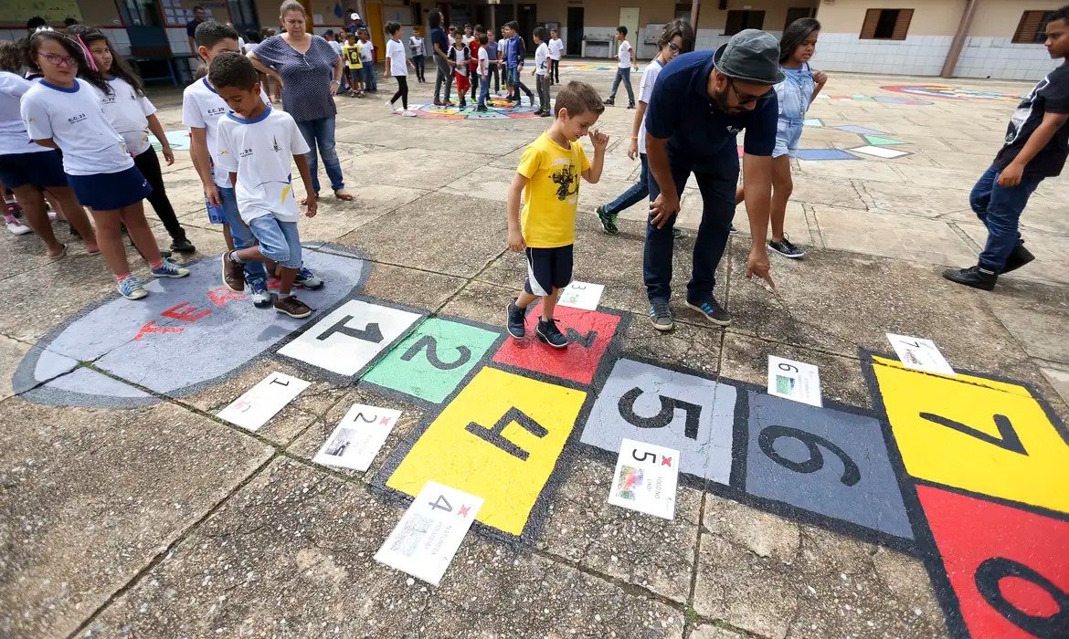 Copa Feminina 2027 muda calendário escolar e poderá ter feriados