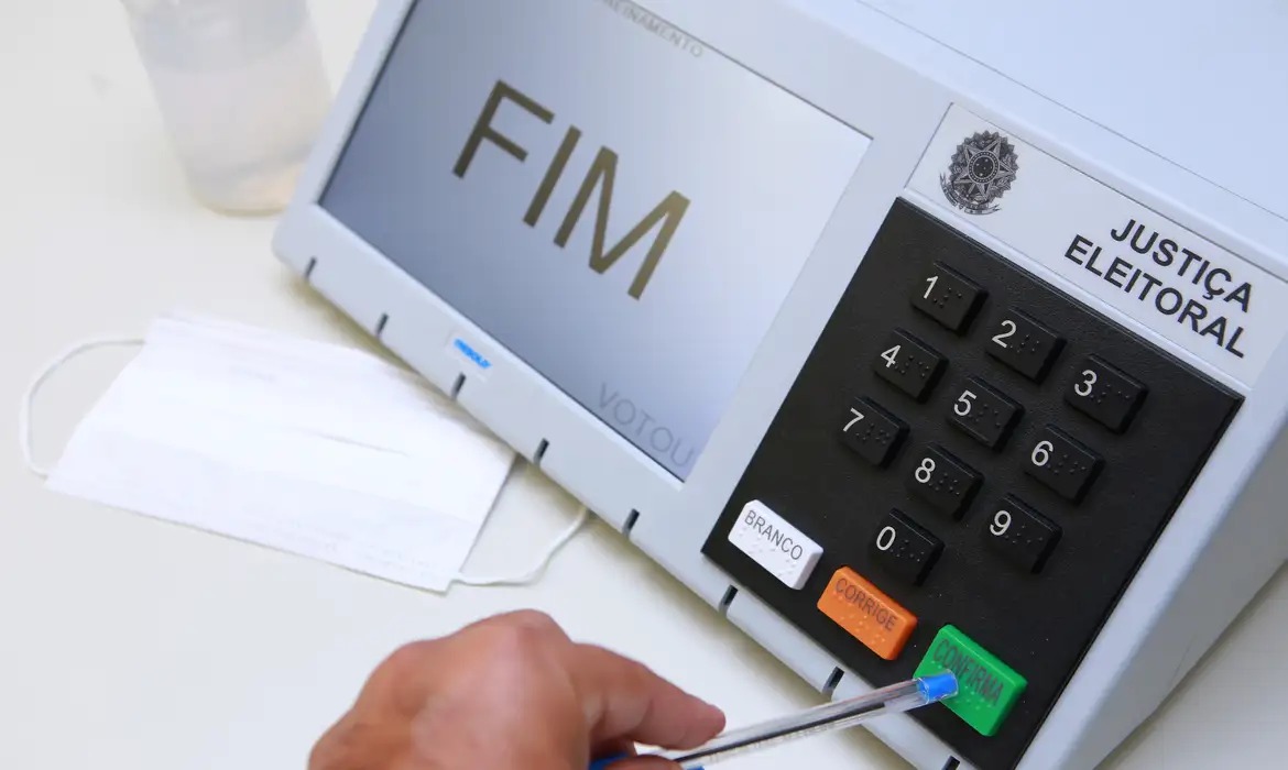 TSE orienta sobre voto em trânsito nas eleições 2026