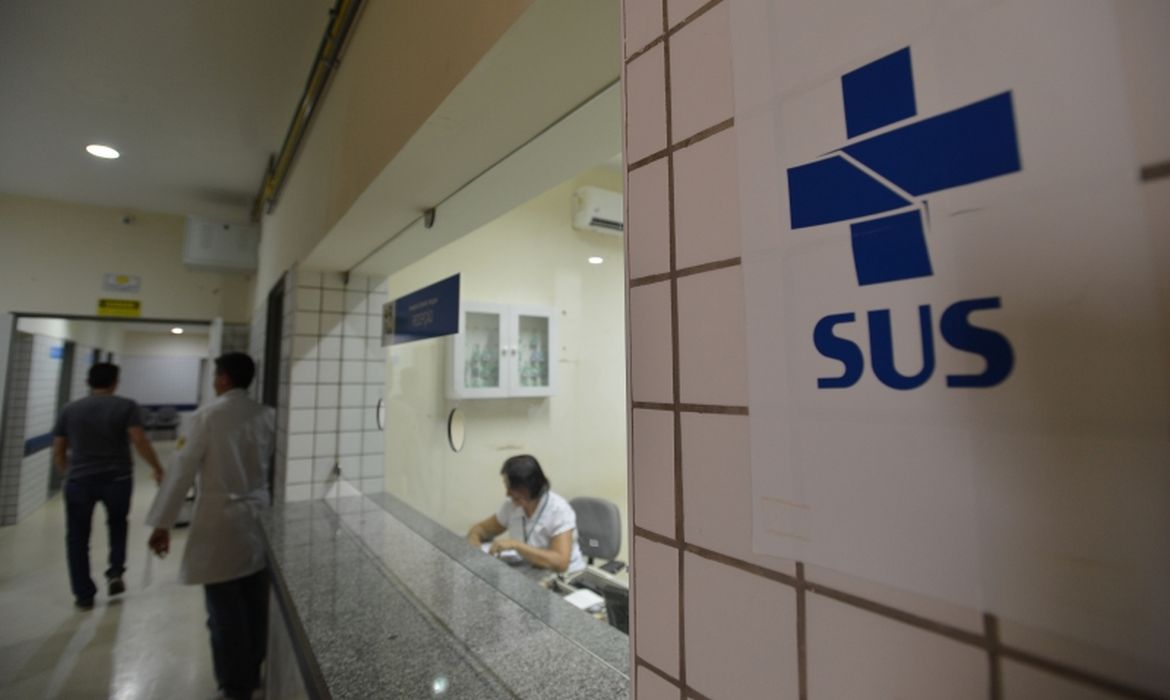 Novo comitê do SUS busca reduzir custos e ampliar acesso à saúde