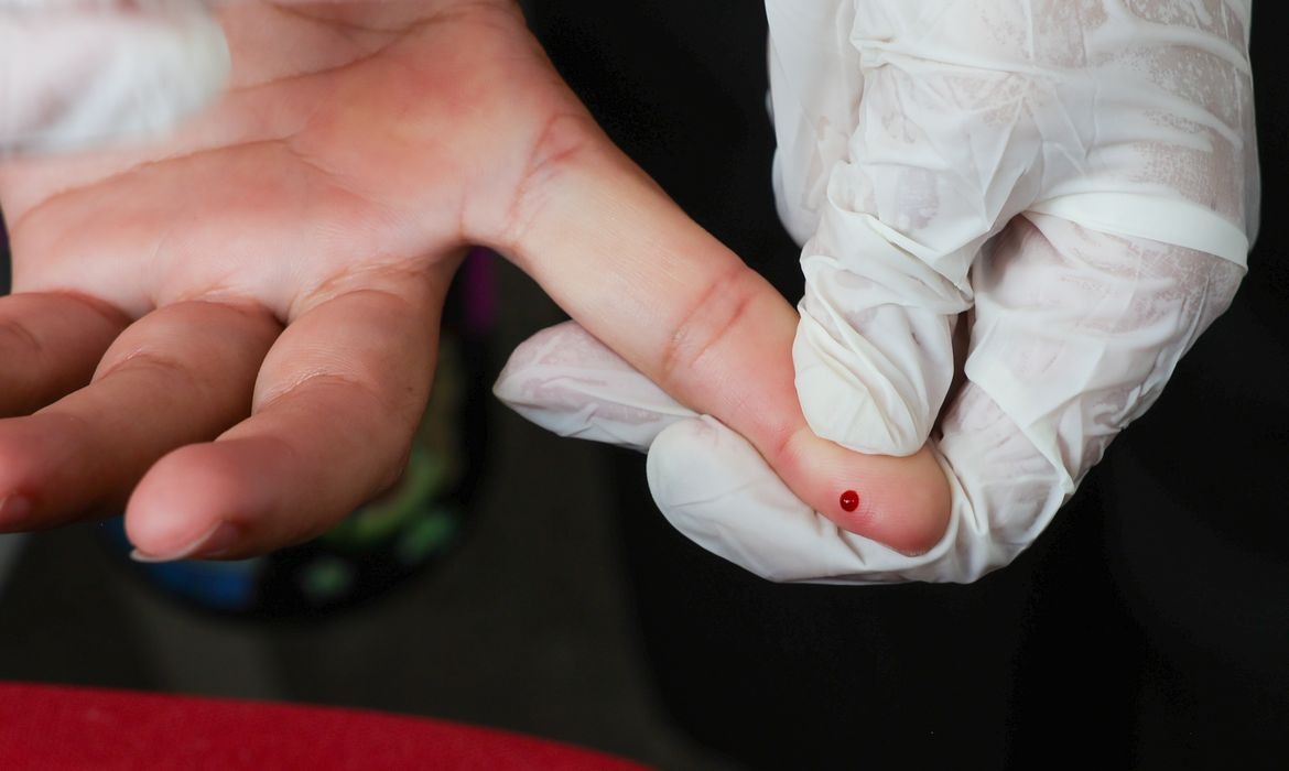 Brasil solicita certificação contra hepatite B