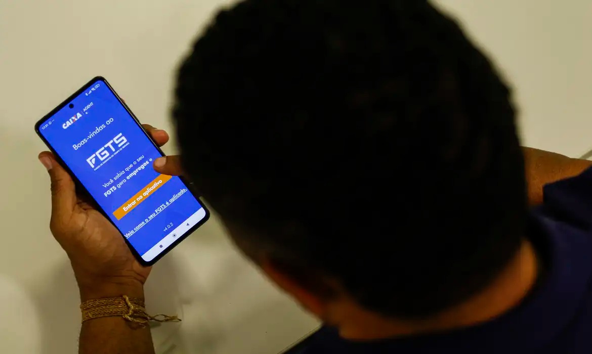 Lucro do FGTS 2026 beneficia 138,2 milhões