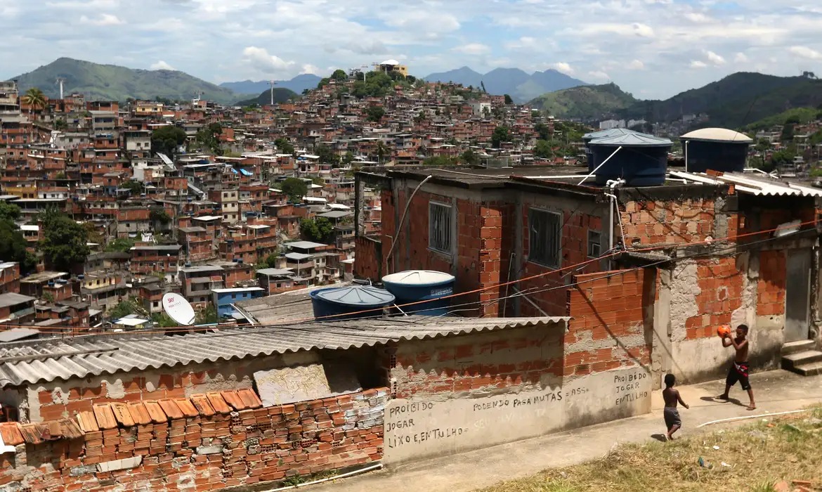 Mobilidade social muda pouco entre gerações no Brasil