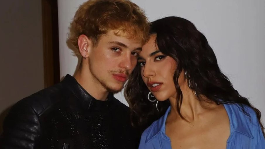 Juliano Floss agradece fãs após término com Marina Sena