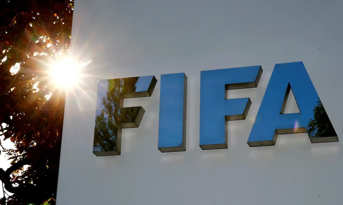 Infantino busca novo mandato na Fifa sob pressão