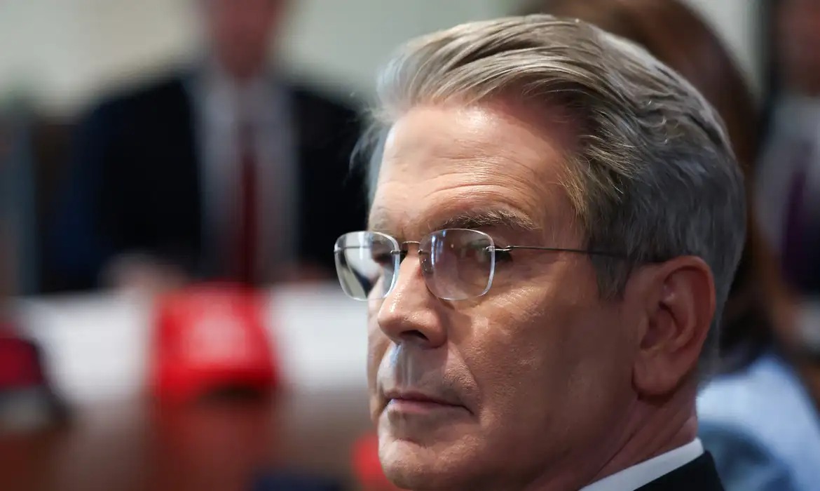Crise entre EUA e Irã afeta petróleo