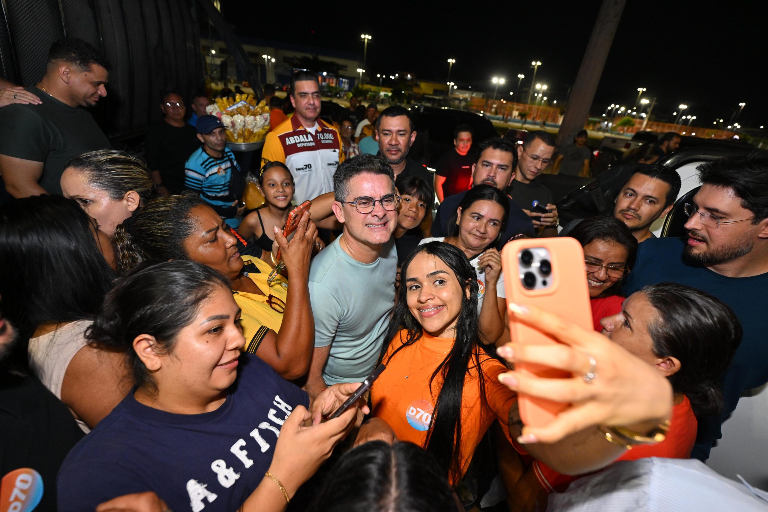 David Almeida promete apoio às categorias do folclore