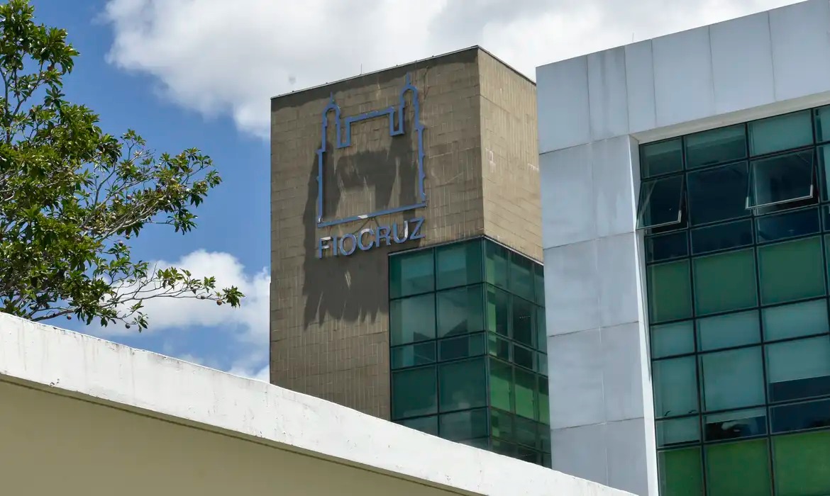 Fiocruz defende valorização dos profissionais de saúde