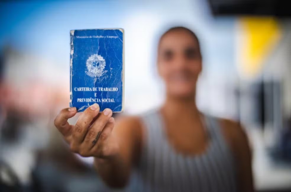 Subutilização da força de trabalho cai para 13%