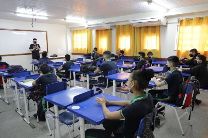 Educação de Manaus apresenta avanço no Ideb 2025