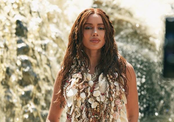 Anitta une espiritualidade e cultura brasileira em álbum