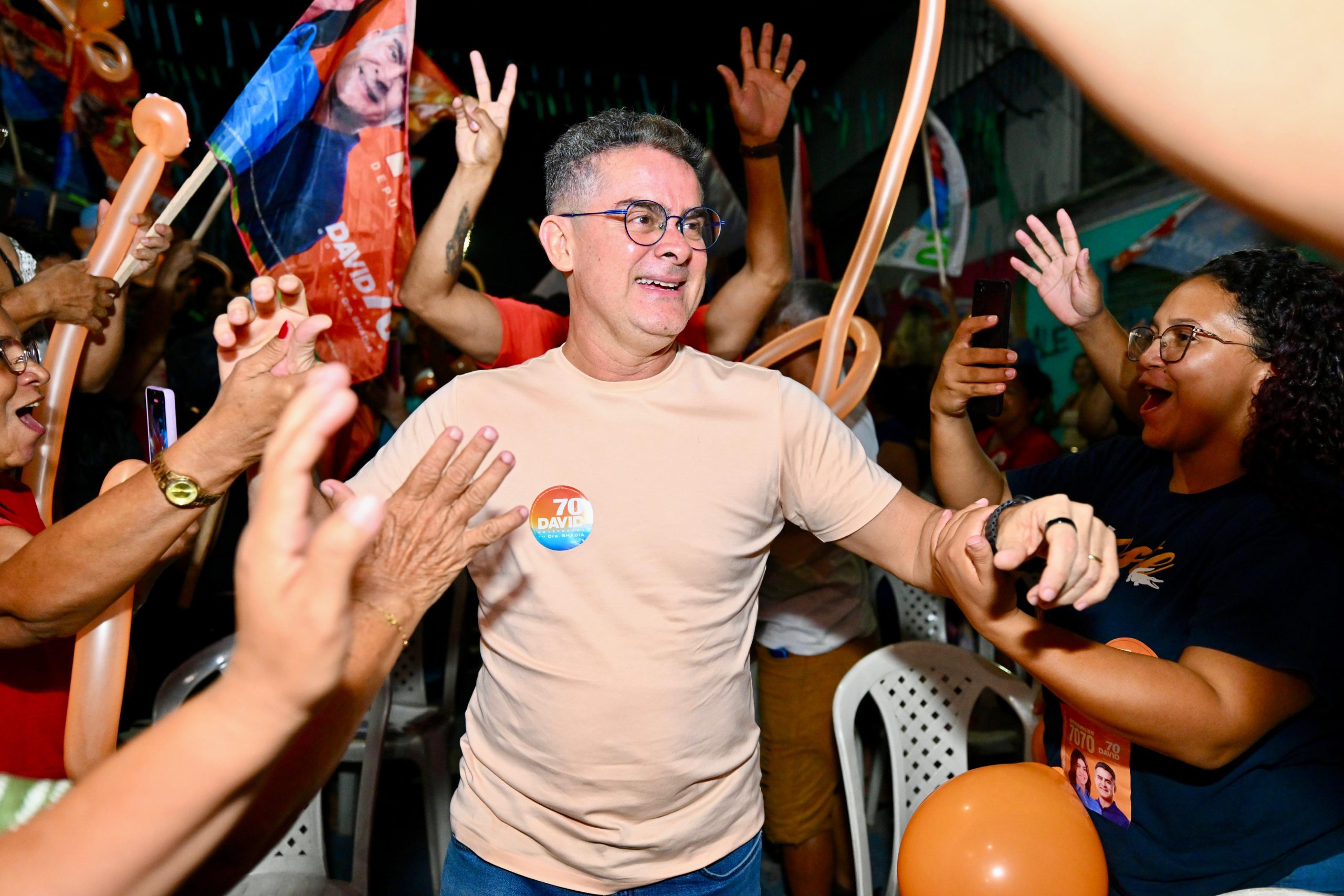David Almeida defende Auxílio Estadual de R$ 300 para famílias amazonenses