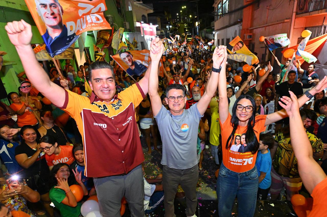 Mais de mil pessoas participam de encontro com David Almeida no Coroado