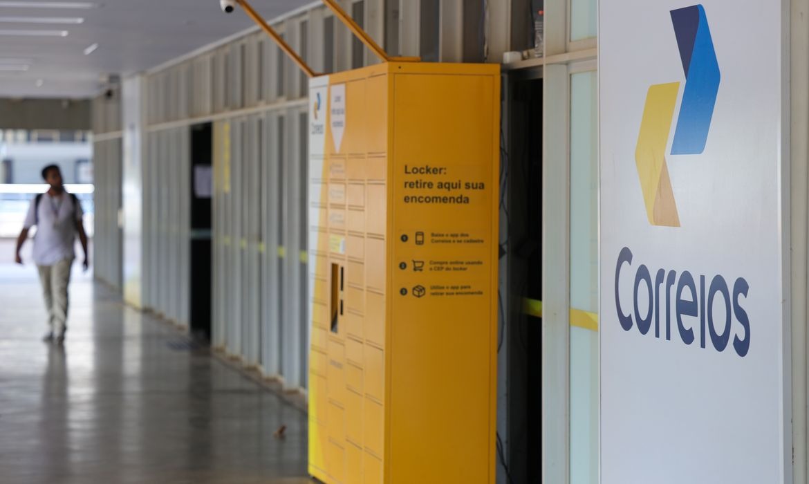 TST mantém 80% do efetivo dos Correios durante greve nacional
