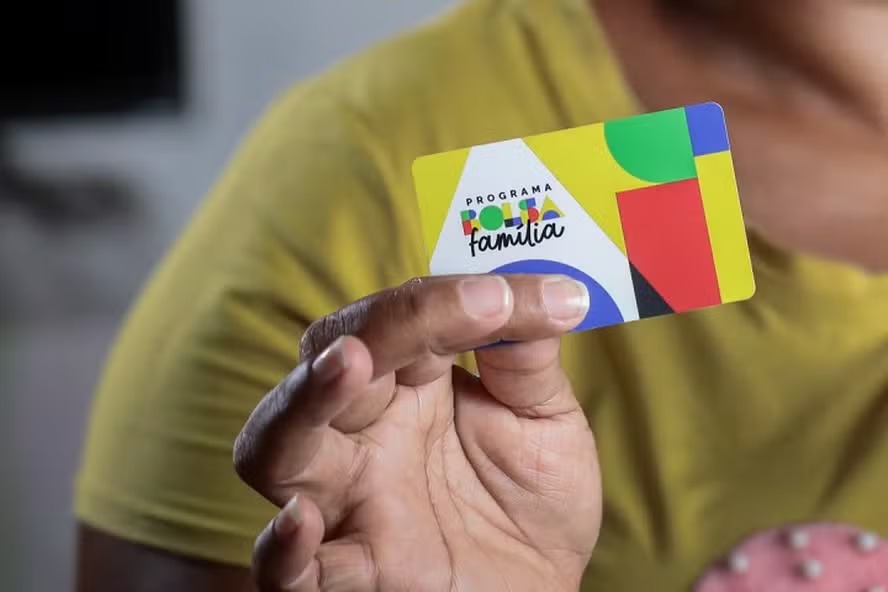 Reajuste eleva Bolsa Família de R$ 600 para R$ 691