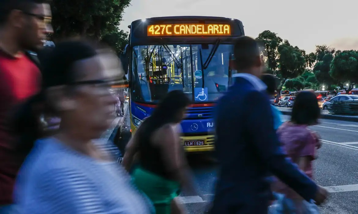 Sobrepeso e obesidade avançam entre brasileiros em três décadas