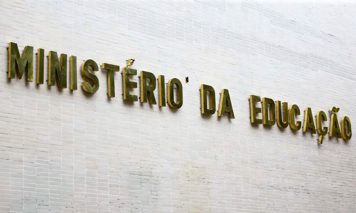 Pronatec abre vagas presenciais e EaD em cursos gratuitos